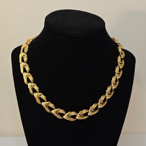 Vintage Monet Necklace - Gold Toned